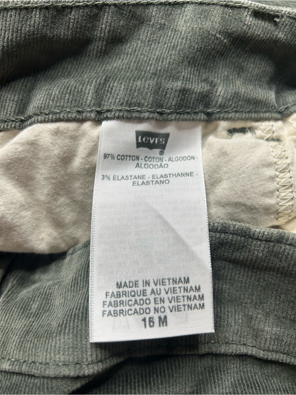 Levi's Women’s 526 Slender Boot Cut Dark Green Corduroy Dark Academia Pants Sz16 - Picture 9 of 10
